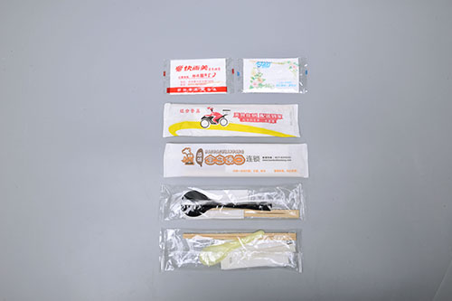 筷子勺子牙簽紙巾組合包裝機樣品
